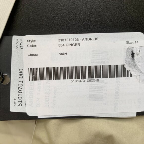 MaxMara Weekend khaki cotton full skirt, size 14 - Picture 6 of 8